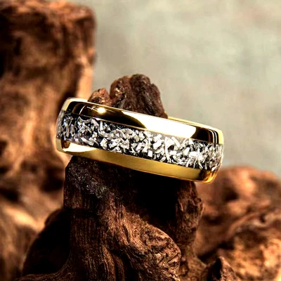 Anillo de boda para hombre enchapado en oro de 18 quilates de carburo de tungsteno ajuste cómodo de 8 mm joyería Foto 1 de 4