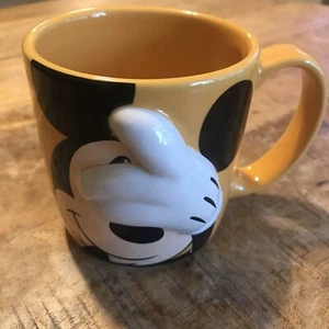 Disney Coffee Mug Cup Mickey Mouse Shading His Eyes Dimensional 3D SUPER RARE - Picture 1 of 8
