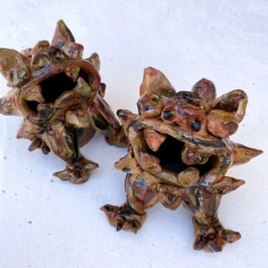 Japanese Okinawa Lion Dog Standing SHISA Ornament datta.Okinawa Ceramic Studio - Picture 1 of 2