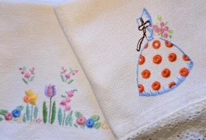 Vintage Linen Crinoline Lady Tulip Hand Embroidered Guest Towels Huckerbuck - Picture 1 of 3