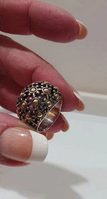 Anillo John Hardy de plata de ley con cúpula de puntos de 18 quilates Foto 1 de 4