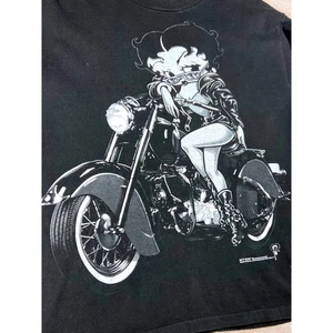 T-shirt grafica Betty Boop Motorcycle Club vintage anni 90 L incudine punto singolo - Foto 1 di 9