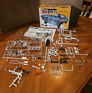 Vintage MPC 1969 Pontiac GTO Funny Car Model Kit Instructions Parts & Box 1:25 - Picture 1 of 14