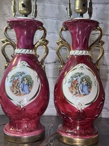 2 Vintage George & Martha Washington Lamp With Gold Accents - Picture 1 of 24
