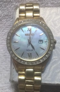 Seiko Solar Quartz Watch Women V137-0AA0 MOP Dial Date Bracelet New Bat Works !! - Picture 1 of 13