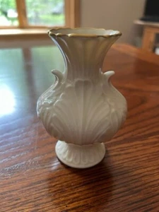 Vintage 4 1/2" Lenox Elfin Ivory Bud Vase with 24K Gold Trim and Leaf Design - Picture 1 of 4