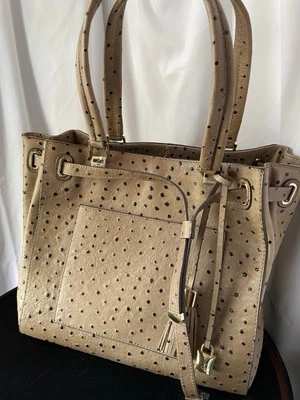 Bolso de Mano de Cuero G.I.L.I Ver Fotos Medidas Foto 1 de 4