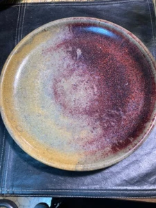 HANDGEMACHTE FABELHAFTE "OLIVE-MERLOT" TELLER-DEKORATEUR KUNSTKERAMIK 9,5" VON KIMURA - Bild 1 von 4