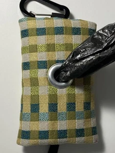 Dog Poop Bag Holder - Leash Attachment - Picture 1 of 2