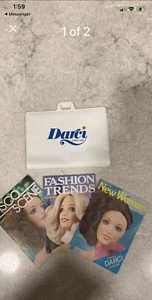 Vintage Kenner Darci Cover Girl Doll Accessory Portfolio with cards - Picture 1 of 2