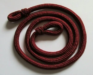Unissued British:"ROYAL ARMY MEDICAL CORPS LANYARD" (79cm, Dull Cherry, 1950s) - Picture 1 of 1
