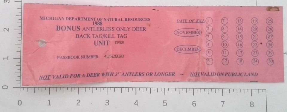 1988 Departamento de Recursos Naturales de Michigan Ciervos Licencia de Caza Bonificación Etiqueta Sin Cuernos Foto 1 de 1