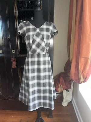 LIDA BADAY Black Plaid TARTAN Cap Sleeve Mid Calf Cocktail Dress Sz 8 - Image 1 of 4