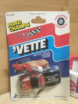 Road Champs diecast 1/64 Chevrolet Corvette 1982 'VETTE JRI INC. new in package - Image 1 of 4