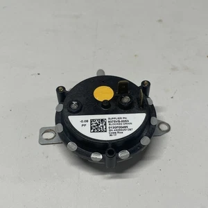 Used OEM Original Parts 0130F00485 Goodman Amana Daikin Air Pressure Switch - Picture 1 of 2