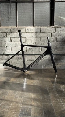 Giant Propel Advanced Pro Frameset, Size Small, Brand New - Image 1 of 4