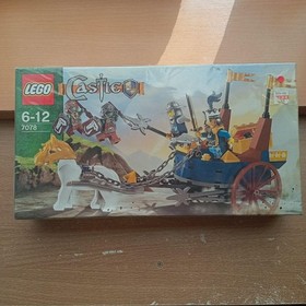 LEGO Castle Fantasy Era King's Battle Chariot 7078 In 2009 New Retired