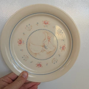 Plato de ensalada vintage Corelle Country Promenade Ducks gansos 8 1/2" B&B - Imagen 1 de 8