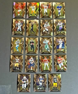 (19) 2020 PANINI SELECT FOOTBALL PRIZM VET LOT MAHOMES, RODGERS, BRADY, CLUB LVL - Picture 1 of 5