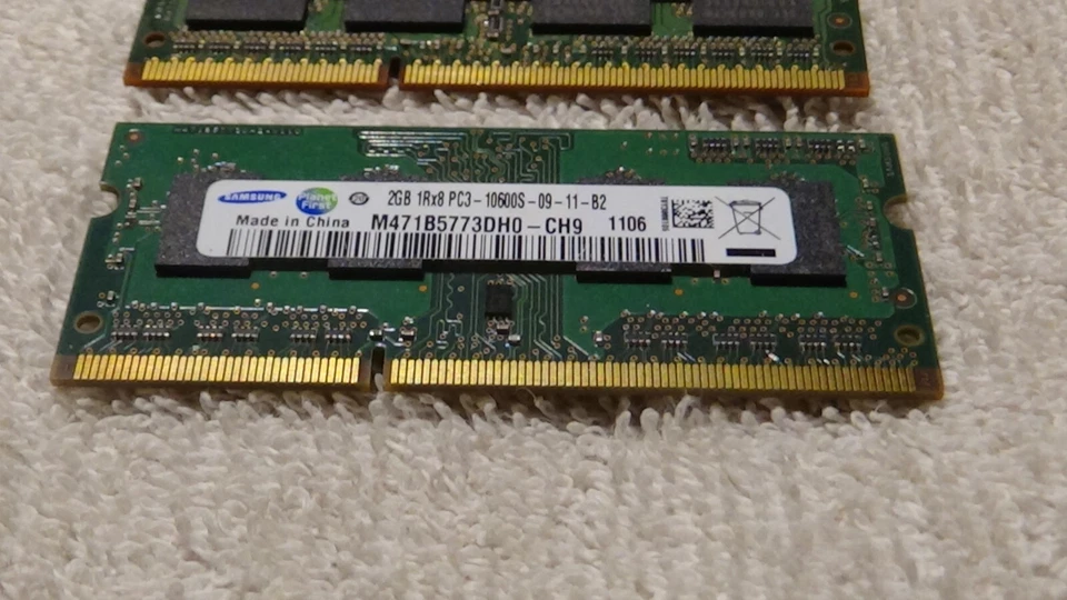2GB Memory Card MT8JTF2564HZ-1G6M1 1RX16 PC4-2400t-SC0-11 (N.P 2 GB) - Image 1 of 3