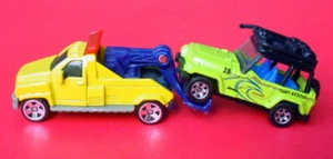 2 Matchbox 2002 Wrecker Tow Truck & 1998 Jeep Lifeguard Surf Rescue Diecast Lot - Picture 1 of 12