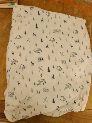 Eddie Bauer Home "Don't Feed the Bears" Twin Fitted Sheet - Image 1 of 4