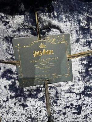 POTTERY BARN x HARRY POTTER Magical Velvet FULL-QUEEN Size Quilt - Midnight Blue - Image 1 of 4