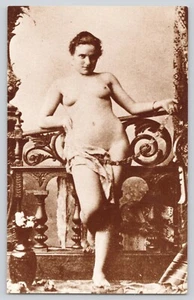 AK Französische Risqué Akt Dame Vintage Nachdruck unbespielt - Bild 1 von 2