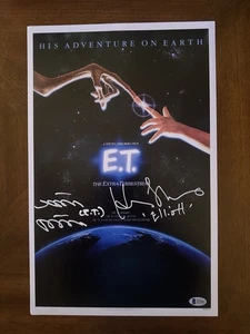 E.T. Autogramm X2 signed Poster von ET Schauspieler & Elliott 11x17 mit COA X2 - Bild 1 von 3