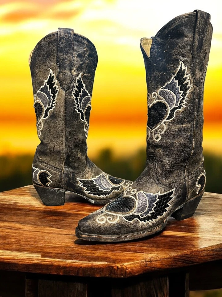 Corral Women's Cowboy Boots Leather Angel Wings Sequins Heart Size 6.5 M - Image 1 of 4