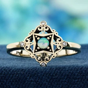 Ring 9 Karat Gelbgold Opal und Diamant Vintage Stil - Bild 1 von 11