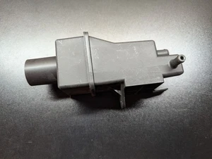 New OEM Mopar INTREPID POWER STEERING RESERVOIR 4695521 - Picture 1 of 3