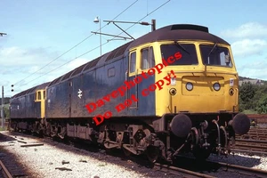 Original 35mm Eisenbahn Dia (Q7) 47326 / 47337 @ Carnforth Jul 1982 - Bild 1 von 1