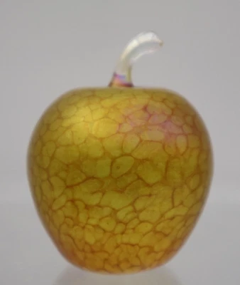John Ditchfield Iridescent Vintage Art Glass Crystal Lovely Golden Apple Labeled - image 1 of 4