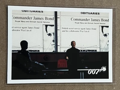 Tarjeta retro 2014 Rittenhouse James Bond 007 Archives Tomorrow Never Dies #051 Foto 1 de 2