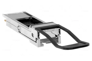 MAM1Q00A-QSA28 MELLANOX 100GB QSFP28 TO 25GB SFP28 ADAPTER - Photo 1/7