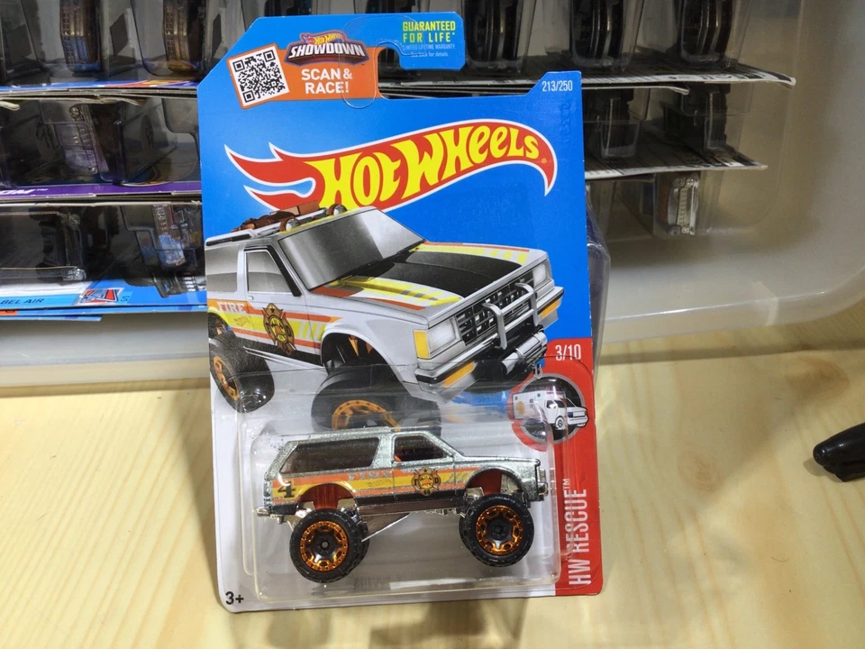 HOT WHEELS ZAMAC 213 CHEVY BLAZER 4x4 - Image 1 of 1