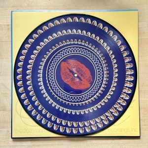 Sabrina Carpenter Short n’ Sweet Deluxe Zoetrope Vinyl 2LP New & Excellent - Picture 1 of 5