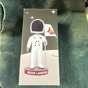St. Louis Cardinals Moon Landing Bobble Head SGA - Picture 1 of 6