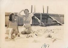 FOUND PHOTOGRAPH Black And White A DAY AT THE BEACH Snapshot WOMEN 27 63 Y