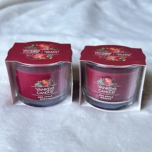 Red Apple Wreath Mini Yankee Kerzen 2er Pack 1,3oz Windlichter Teelichter - Bild 1 von 9