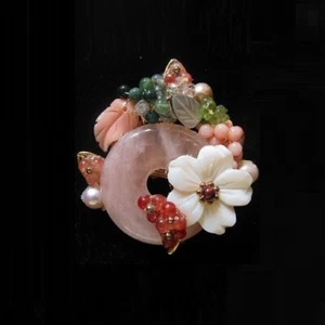 Natural Pink Crystal Rose Quartz Lucky Button Flora Flower 2 way Brooch Pendant - Picture 1 of 5