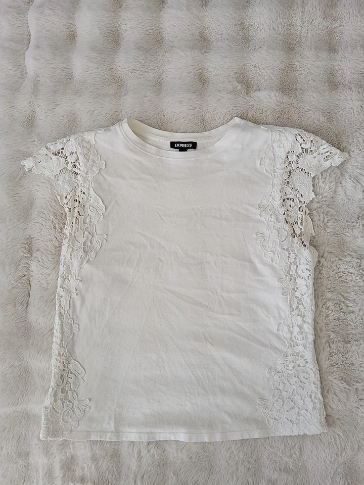 Camiseta sin mangas Express para mujer de encaje crema talla mediana Foto 1 de 4