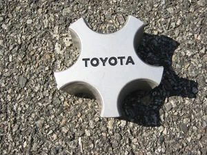 One factory 1986 to 1990 Toyota Supra alloy wheel center cap hubcap 71698 - Picture 1 of 18