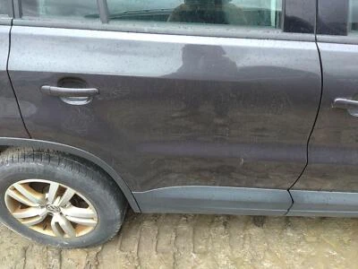 Rear Door VW TIGUAN Right 09 10 11 12 13 14 15 16 17 18 - Image 1 of 3