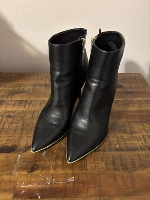 Marc Fisher Botines 8.5 Mujer Tacón Cuero Negro Puntiagudo Tono Dorado Resistente Foto 1 de 4