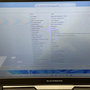 Eluktronics 17,3" Gaming Laptop P775TM1, i7 8700K, GTX 1080, 144Hz, G-Sync, W11 - Bild 1 von 8