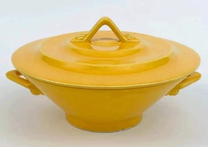 Harlequin Pottery Covered Casserole 2QT • Original Yellow Glaze c. 1938-1964 EUC - Picture 1 of 24