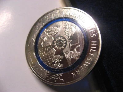 10 EUROS THW Munich D azul profundo año 2025 EXCELENTE mercancía en rollo fresca del banco Foto 1 de 4