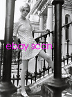 TWIGGY 8x10 Glamour Foto B&W 1960er frühe LEGGY SEXY MODELL Porträt 